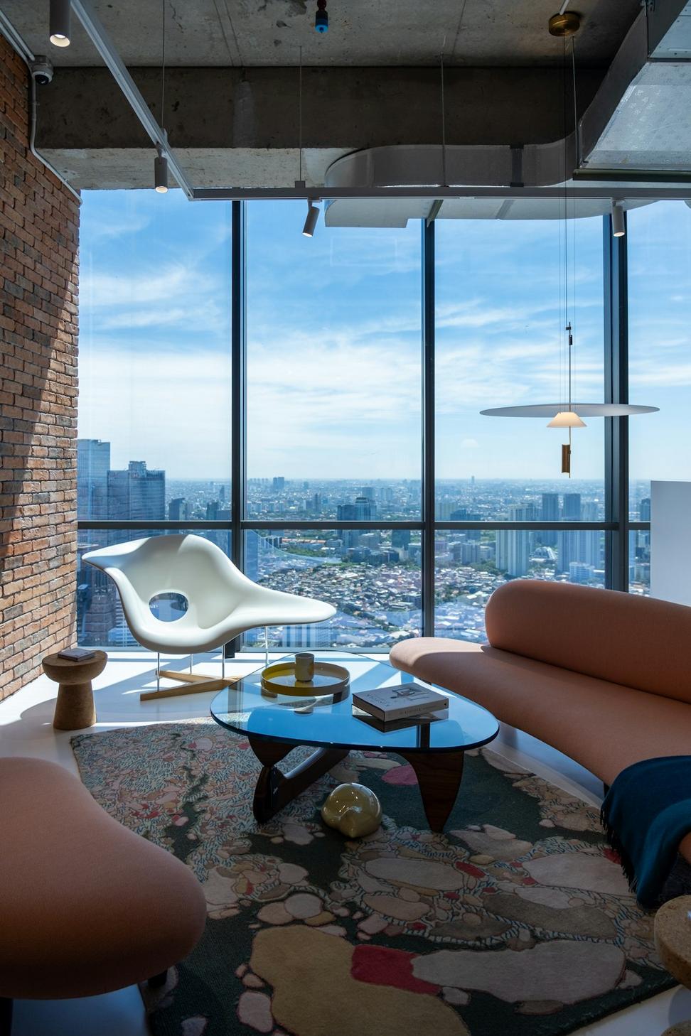 Penthouse Tech Loft